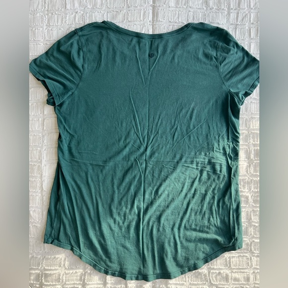 lululemon athletica Tops - Lululemon Basic Short Sleeve Tee Shirt Curved Hem